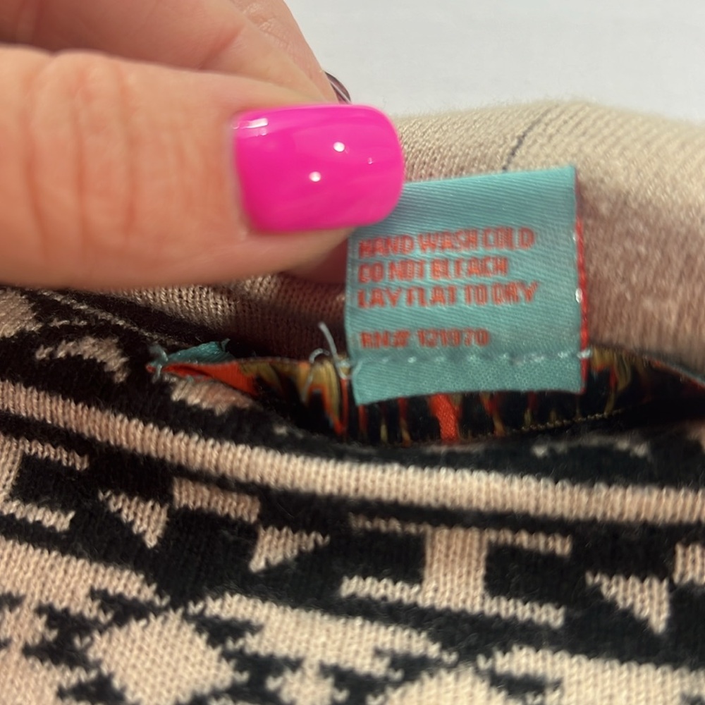 Flying tomato, open cardigan, size medium, black and tan - Picture 5 of 8